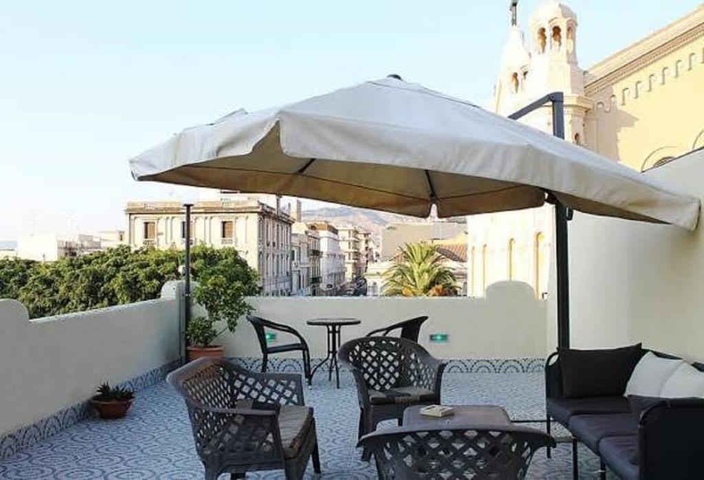 B&B La Terrazza Sul Duomo Reggio Calabria Exterior foto